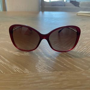 Burberry // Women’s Sunglasses